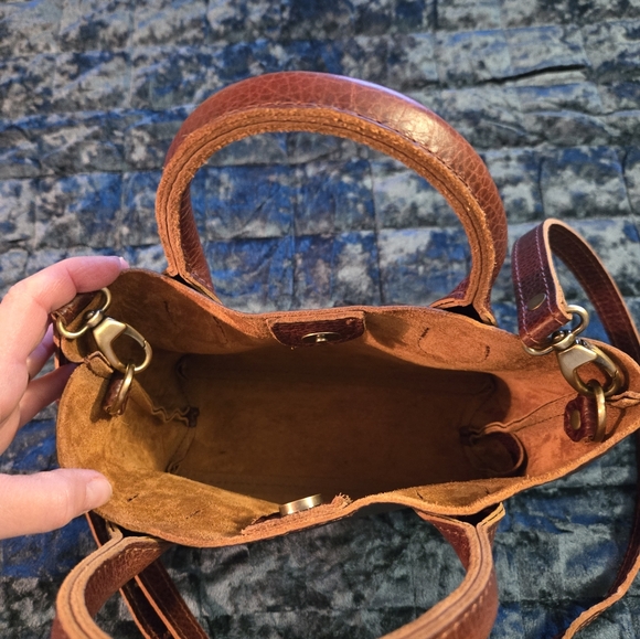 EUC Portland Leather Brown Crossbody Bag - Picture 14 of 14